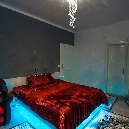 Luxury En-suite Air-conditioned 民宿